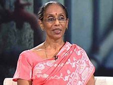 சப் கலெக்டர் முதல் முதல்வரின் தனிப்பிரிவு சிறப்பு அதிகாரி வரை... சாந்தா ஷீலா நாயர் பயணம் 