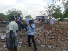  சிவகாசி பட்டாசு ஆலையில்   வெடிவிபத்து ... 3 பெண்கள்   உட்பட 7 பேர் பலி