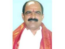 கன்னியாகுமரி அதிமுகவில் புகைச்சல்... மாவட்ட செயலாளரை மாற்ற மனு கொடுத்த முன்னாள் அமைச்சர் 