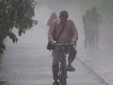 நெல்லையில் குளு குளு கனமழை… சுற்றுலா பயணிகள், பொதுமக்கள் மகிழ்ச்சி 