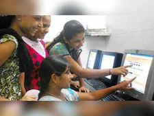 நாளை ப்ளஸ் டூ ரிசல்ட்: எந்தெந்த இணையதளத்தில் பார்க்கலாம்?? இதோ லிஸ்ட்!