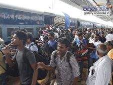 ரயில் நிலையத்தில் வெடிகுண்டு வைக்க… ரகசிய ஆலோசனை நடத்திய 6 பேர் கைது.. மும்பையில் பரபரப்பு 