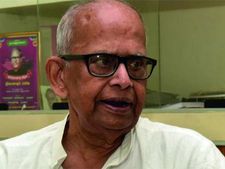 முதுபெரும் நாடாளுமன்ற உறுப்பினர் இரா.செழியன் காலமானார்.. உடல்நலக்குறைவால் வேலூரில் உயிர்பிரிந்தது 