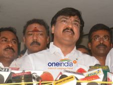 ஆர்.கே.நகரில் ஒரு ஓட்டுக்கு 5000 ரூபாய் வீதம் பணப்பட்டுவாடா செய்தார் டிடிவி தினகரன்.. சரவணன் எம்எல்ஏ
