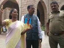 காதலித்து ஏமாற்றிய காதலன்.. காற்சிலம்போடு நீதி கேட்டு வந்த பெண்.. மதுரையில் பரபரப்பு! 
