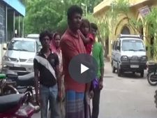  13 பேர் கொத்தடிமைகளாகத் துயரம்...மீட்டு சொந்த ஊருக்கு அனுப்பிய வட்டாட்சியர் - வீடியோ 