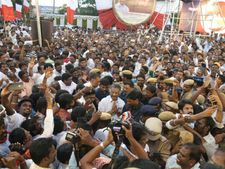 அதிமுகவின் ஒன்றரை கோடி தொண்டர்களும் எங்கள் பக்கம்.. கோவை கூட்டத்தில் ஓ.பி.எஸ் உரை