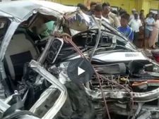 வேலூர் அருகே 3 கார்கள் மோதி கோர விபத்து... 7 பேர் மரணம் - வீடியோ 