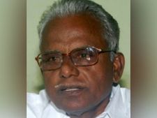  முதல்வருக்கு கருப்புக் கொடி காட்ட முயற்சி.. காவிரி உரிமை மீட்புக் குழு தலைவர் மணியரசன் கைது! 