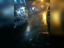 பெங்களூருவில் பலத்த மழை... சாலைகளில் வெள்ளம் 