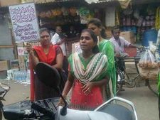 சேலம் மாணவி வளர்மதி மீதான குண்டர் சட்டத்தை ரத்து செய்ய வேண்டும்... ஹைகோட்டில் தந்தை மனு! 