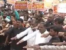 மத்திய, மாநில அரசாங்கங்கள் சேர்ந்து மாணவி அனிதாவை கொன்றுவிட்டன.. சீமான் வேதனை 