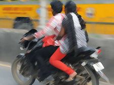 காதலியிடம் கெத்து காண்பிக்க... பைக் திருடிய இளைஞர்... லபக் என பிடித்த போலீஸார்! 