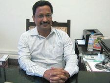 கிரண்பேடி புகாரால் புதுச்சேரி தலைமை செயலாளர் மனோஜ் பரிதா அதிரடி மாற்றம்- அஸ்வனிகுமார் நியமனம்! 
