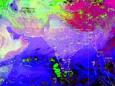 வங்க கடல் பகுதியில் புதிய காற்றழுத்த தாழ்வுநிலை...மழை தொடரும் 