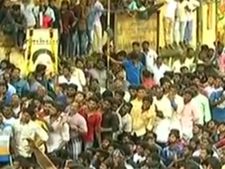 கன்னியாகுமரி மாவட்ட மீனவர்களுக்கு ஆதரவாக கோவையிலும் வெடித்தது போராட்டம்! 