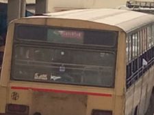 பஸ் டிக்கெட்: கூடுதல் கட்டணம் கேட்ட கண்டக்டர் மீது கத்தியை வீசிய பயணி! 