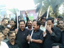 வேலூர் அருகே ஆளுநருக்கு திமுக கறுப்புக்கொடி! பரபரப்பு! 