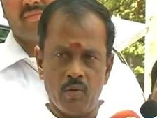 இபிஎஸ் அரசுக்காக திருப்பதி ஏழுமலையானை தரிசித்த அமைச்சர் சேவூர் ராமச்சந்திரன் 