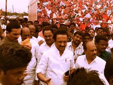  திமுக மாநாட்டின் 4000 கொடிகம்பங்களும் கிராமம்தோறும் கொண்டு சென்று நடப்படும் : ஸ்டாலின்