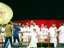 மதவெறியை மாய்ப்போம்- அதிகார குவியலை அடித்து நொறுக்குவோம்: திமுகவின் 5 முழக்கங்களை அறிவித்த ஸ்டாலின் 