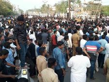  ஸ்டெர்லைட் விவகாரத்தில், மக்களின் பக்கம்தான் அரசு நிற்கும்: கலெக்டர் உறுதி