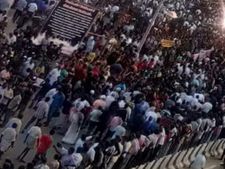 ஸ்டெர்லைட் ஆலை எதிர்ப்பு.. போராட்ட களத்தில் குதித்த கல்லூரி மாணவர்கள் 