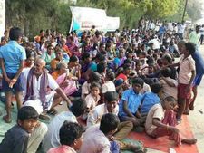 ஸ்டெர்லைட் ஆலை பகுதியில் சார் ஆட்சியர் தலைமையில் மாசு கட்டுப்பாட்டு அதிகாரிகள் ஆய்வு 