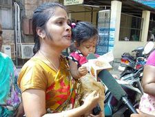 திருமணத்தை பற்றி கேட்டதற்கு பத்திரிக்கையை வாட்ஸ்அப் செய்த ராமசாமி... சத்யப்பிரியா வேதனை! 