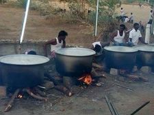  சிவகங்கை அருகே ஆண்கள் மட்டும் பங்கேற்ற திருவிழா:381 ஆடுகளை பலியிட்டு விடிய விடிய கறி விருந்து 