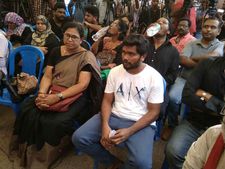 தூத்துக்குடி துப்பாக்கி சூட்டை கண்டித்து பா.ரஞ்சித் உள்ளிட்ட இயக்குநர்கள் ஆர்ப்பாட்டம் 