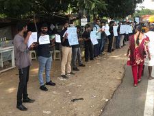 தூத்துக்குடி துப்பாக்கி சூடு.. சென்னையில் போராட்டத்தில் இறங்கிய ஐடி பணியாளர்கள்! 