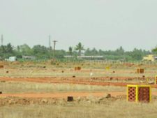 ஈரோட்டில் அங்கீகாரம் பெறாத வீட்டுமனைகள் பதிவு சிறப்பு முகாம்: பலர் திரண்டதால் பரபரப்பு 