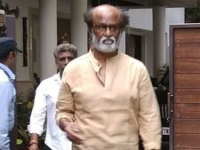யாரை சமூக விரோதி என்கிறார் ரஜினி?.. துப்பாக்கிக் குண்டுக்குப் பலியான 13 பேரையுமா?? 