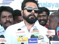 ரஜினியை தேசதுரோக வழக்கில் கைது செய்க- சரத்குமார் ஆவேசம் 
