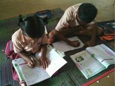 ஓரெண்டு ரெண்டு.. ஜஸ்ட் 2 மாணவர்களுடன் செயல்படும் அரசுப் பள்ளி.. ஈரோடு அருகே! 