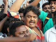 சேலம் பசுமை வழி சாலைக்கு எதிர்ப்பு தெரிவித்து கருத்து.. மன்சூர் அலிகான் அதிகாலையில் கைது 