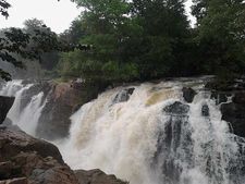 காவிரியில் திறக்கப்படும் தண்ணீர் அளவு அதிகரிப்பு.. கர்நாடக முதல்வர் குமாரசாமி உத்தரவு 