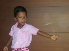 நாமக்கல் துயரம்: குழந்தையை பாலத்தின் சுவர் மீது உட்கார வைத்து செல்பி எடுத்ததே விபரீதத்துக்கு காரணம்!
