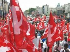 8 வழிச்சாலைக்கு எதிர்ப்பு.. திருவண்ணாமலையில் நடை பயணம்.. மார்க்சிஸ்ட் கட்சியினர் மீண்டும் கைது