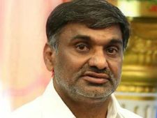 அவிங்க குடிச்சாதாங்க ஆசிரியர்களுக்கு சம்பளம் தர முடியும்- தமிழக அமைச்சர் பேச்சால் சர்ச்சை 