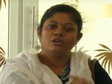 டிஜிபியே ஒன்னும் செய்யமுடியல.. ஓடி போயிட்டன்னு சொல்லிடுவோம்.. மாணவியை மிரட்டிய பேராசிரியைகள்! 