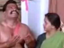 எல்லாத்தையும் மேலே இருக்கவன் பாத்துப்பானு சொல்வீங்களே.. உங்க நெலமை இப்படி ஆயிடுச்சே சாமி! 