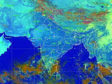தென்கிழக்கு அரபிக்கடலில் உருவானது காற்றழுத்த தாழ்வுப்பகுதி.. மீனவர்களுக்கு வானிலை மையம் எச்சரிக்கை! 