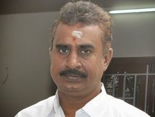 அப்பப்ப தினகரன் காமெடி செய்வார்.. அமைச்சர் வேலுமணி பொளேர் பொளேர்! 