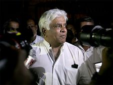 இலங்கையில் நடந்த துப்பாக்கிச் சூட்டால் எரிபொருள் விநியோகம் பாதிப்பு... எப்போது சீராகும்? 