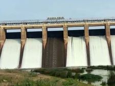 வைகையில் வெள்ளம்.. 5 மாவட்ட மக்களுக்கு 3ம் கட்ட வெள்ள எச்சரிக்கை 