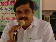 ஆறுக்குட்டி ஒரு இடத்தில் இருந்தாலே.. ஆடல்தான் பாடல்தான்.. குஷிதான்! 