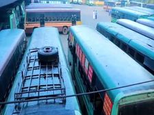  சபரிமலையில் பொன்.ராதாகிருஷ்ணனுக்கு அவமரியாதை... கன்னியாகுமரியில் பந்த்.. பஸ் ஓடவில்லை!