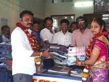 செந்தில், இந்துமதி போல எல்லோரும் இருந்தால்.. புயல் என்ன.. சுனாமியே பயந்து ஓடிரும்! 